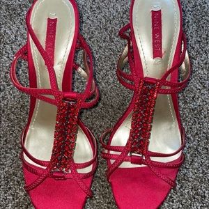 Red high heels 🙈🔥🔥